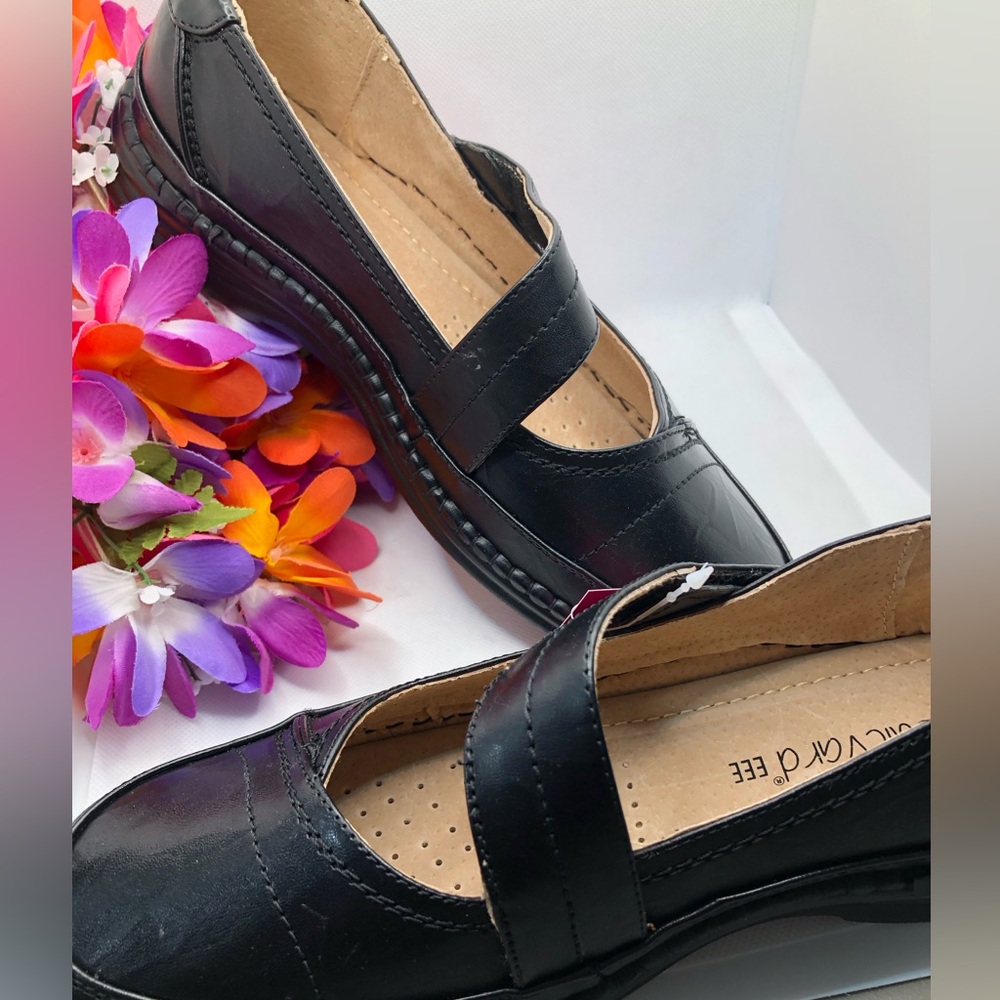 Women’s Shoes